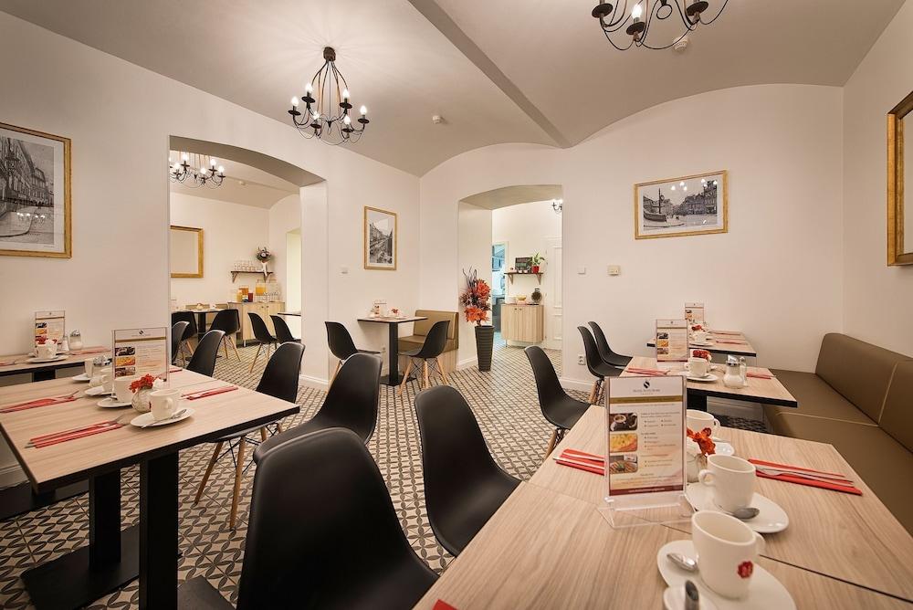 Hotel Suite Home Πράγα Εξωτερικό φωτογραφία