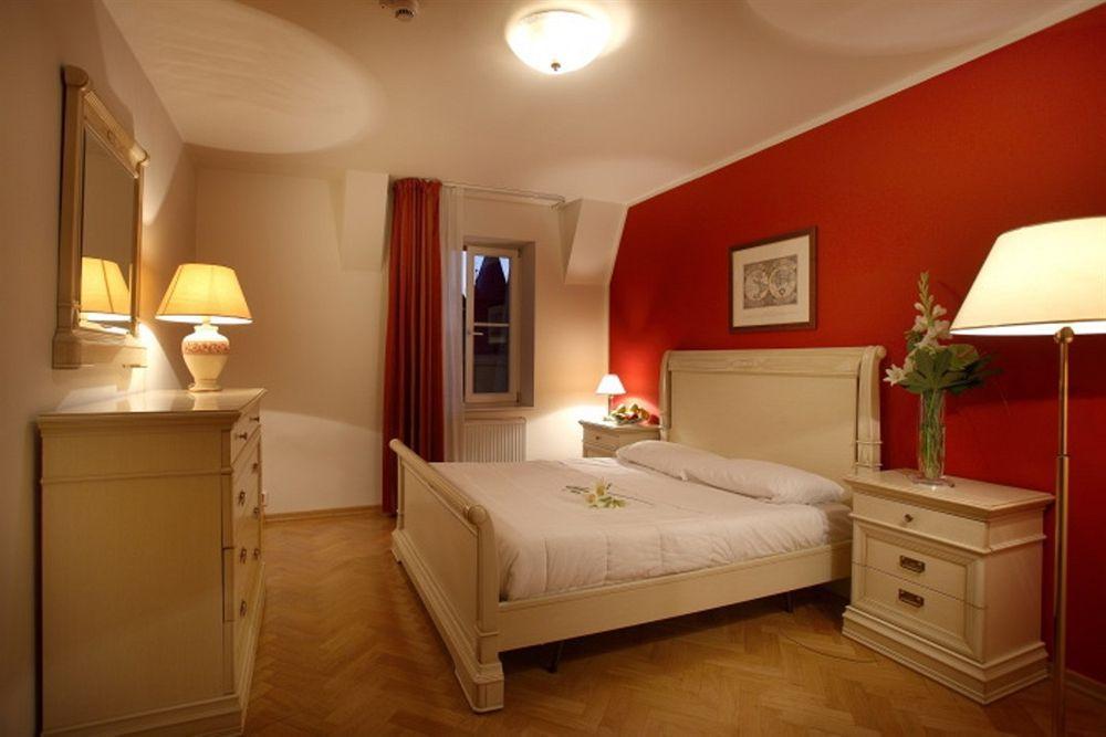 Hotel Suite Home Πράγα Δωμάτιο φωτογραφία