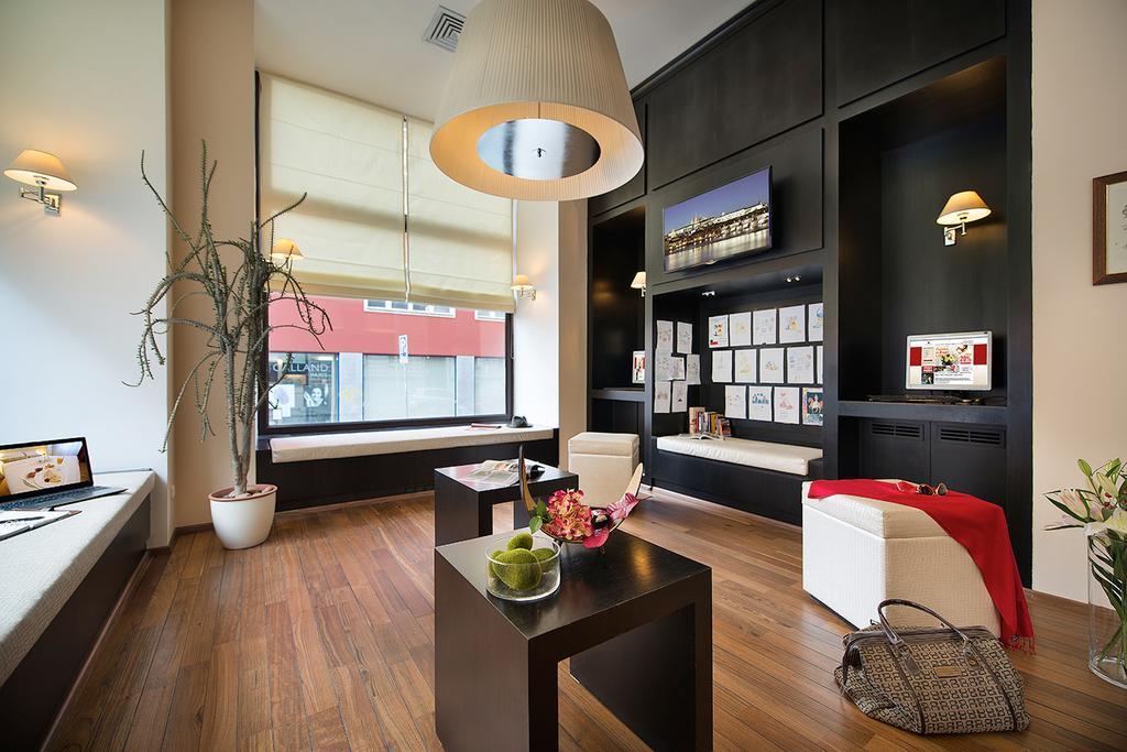 Hotel Suite Home Πράγα Εξωτερικό φωτογραφία