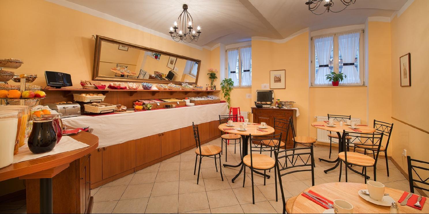 Hotel Suite Home Πράγα Εξωτερικό φωτογραφία